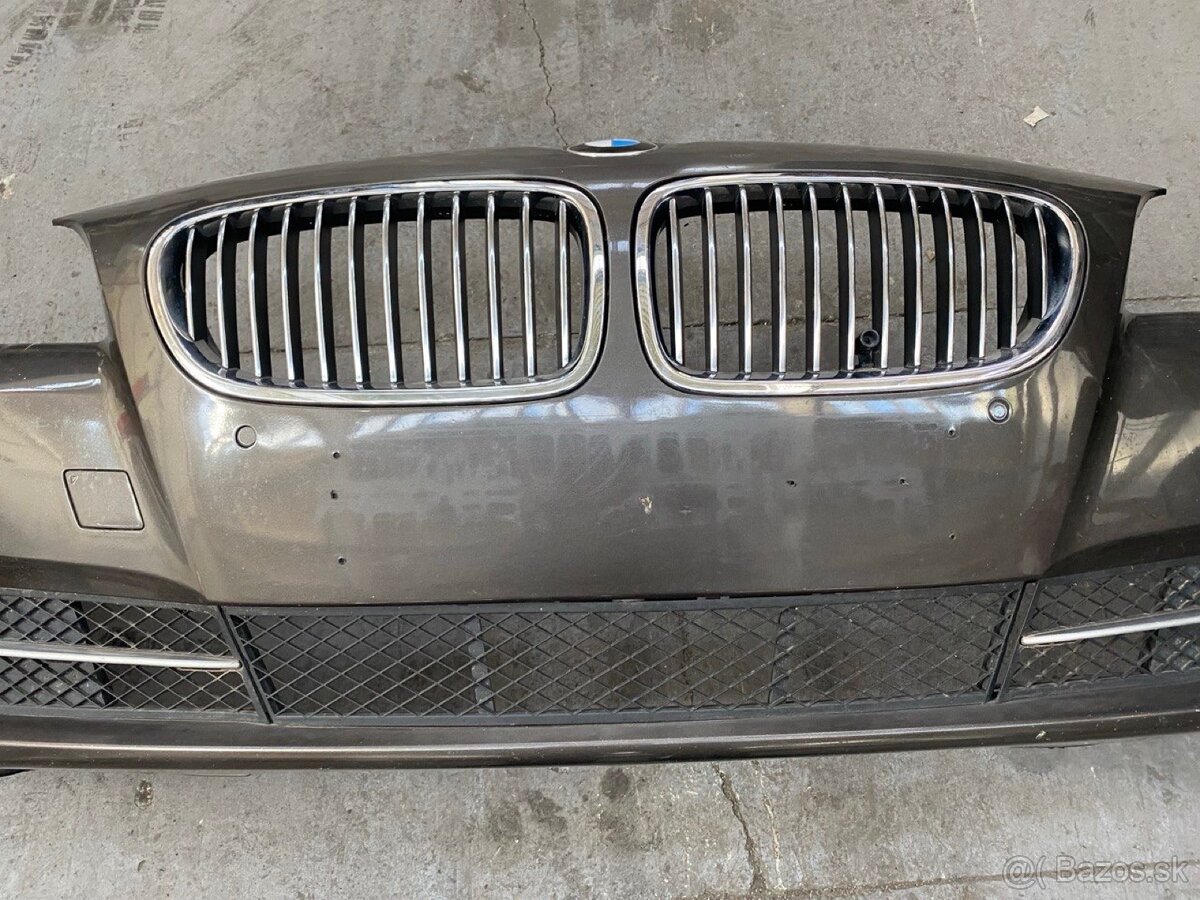 Predný nárazník BMW F10 predfacelift - 2