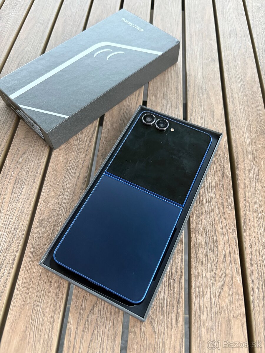 Samsung Galaxy Z flip 7 - 2