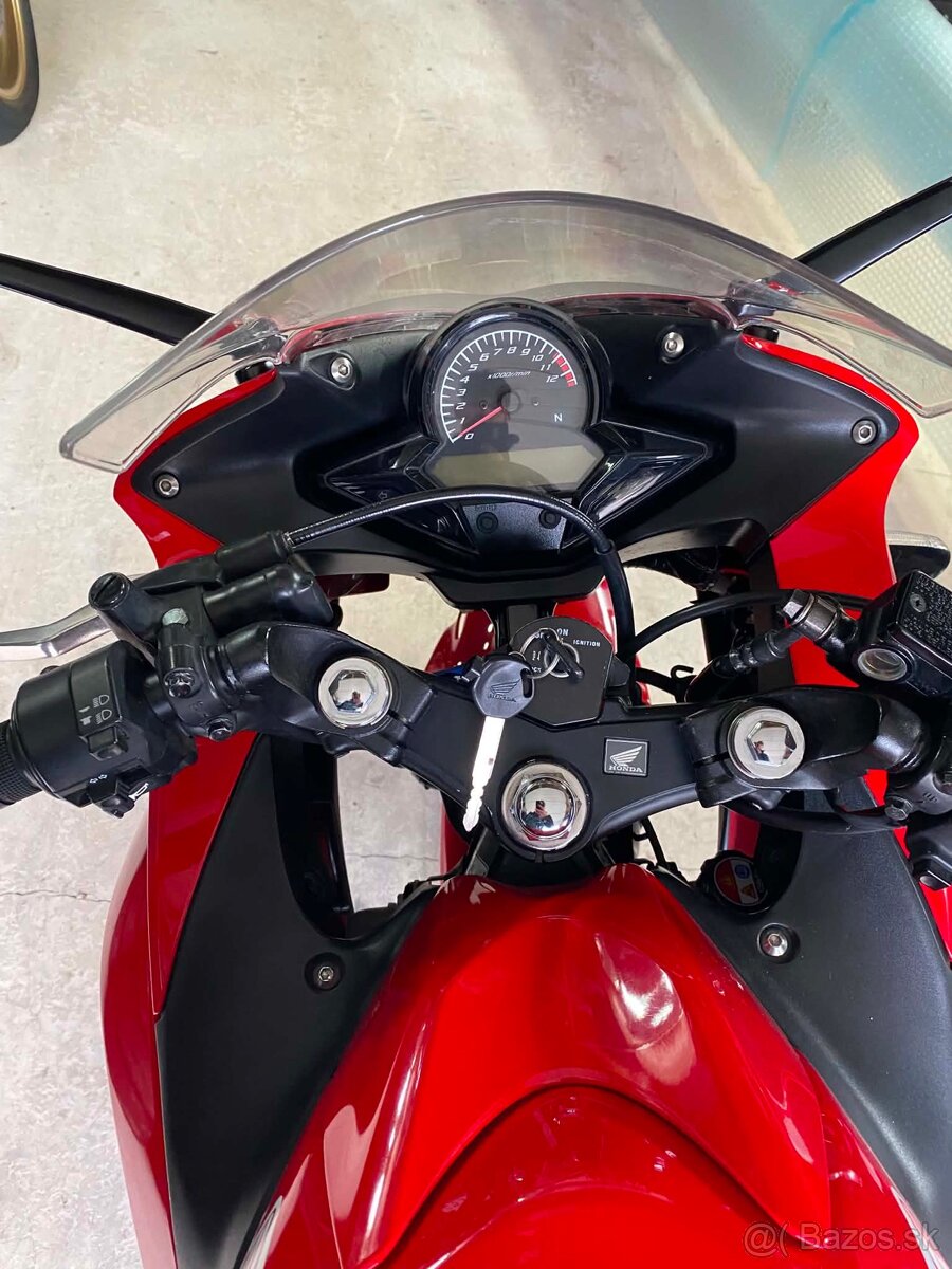 Honda cbr 125r - 2