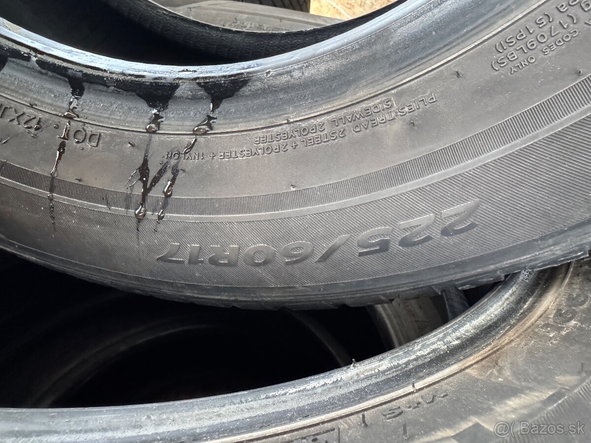 Laufen 225/60 R17 - 2