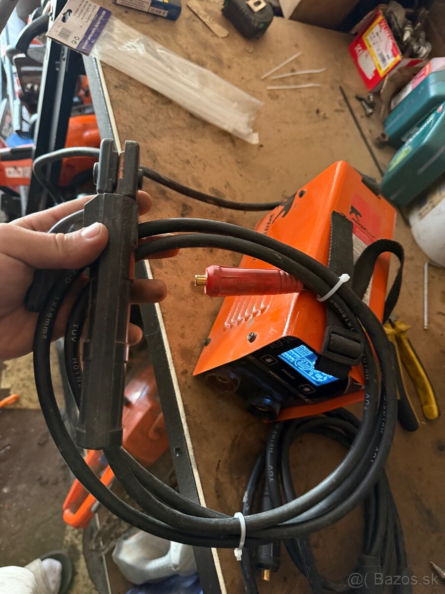 Zvaračka na elektródu Pantermax - 2