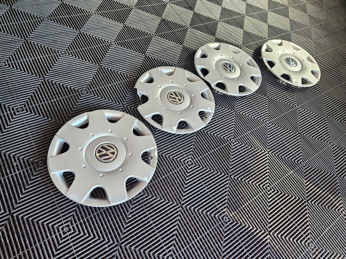 VW puklice 16" - 2
