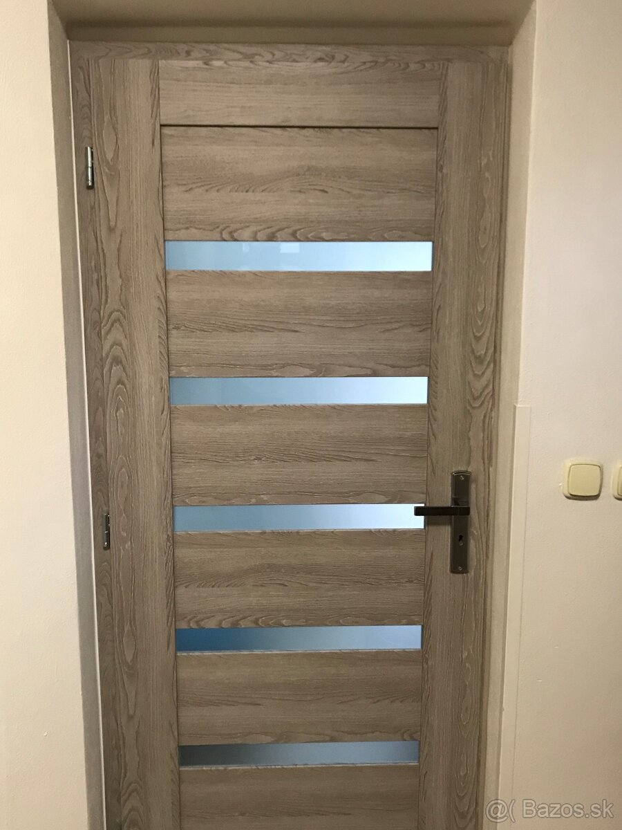 montáž dverí, podlahy, servis - 2