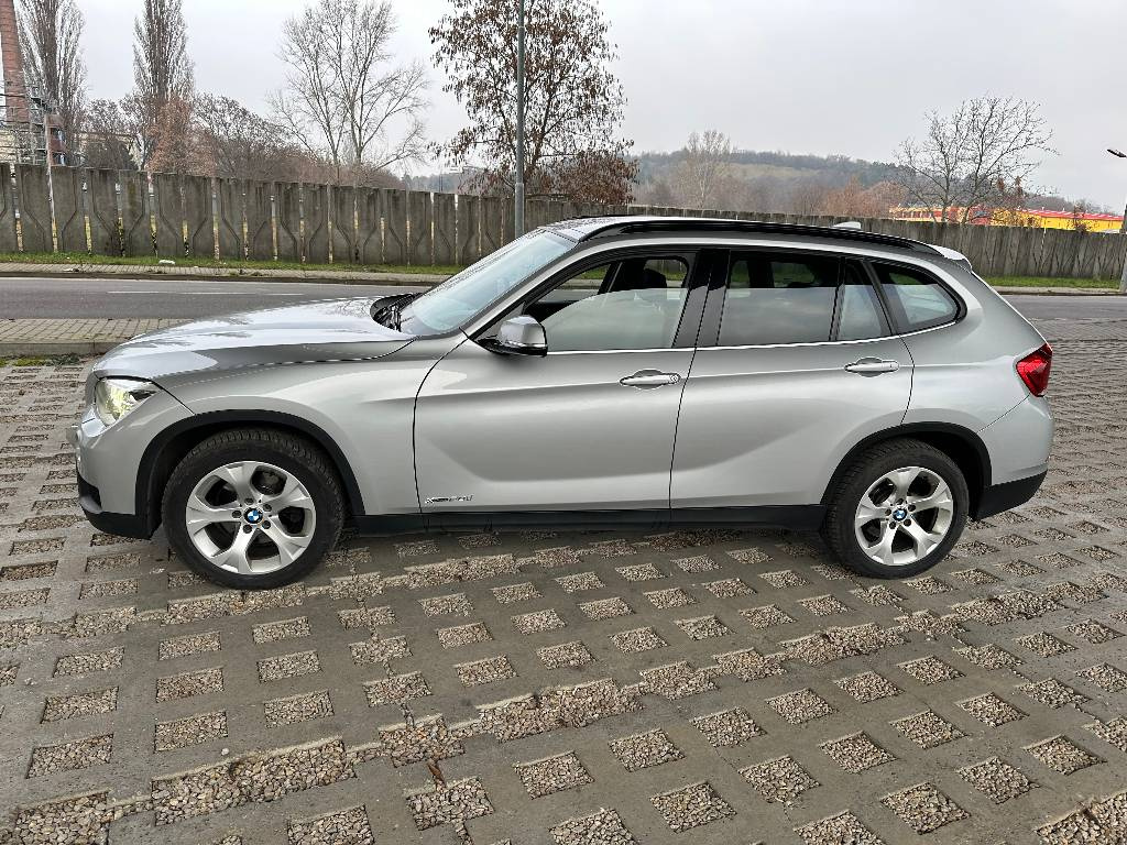 BMW X1 xDrive 20d A/T 4x4 Automat - 2