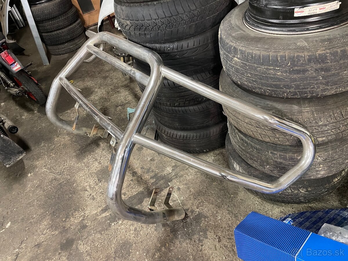 Predám ochranný rám Nissan Patrol y61