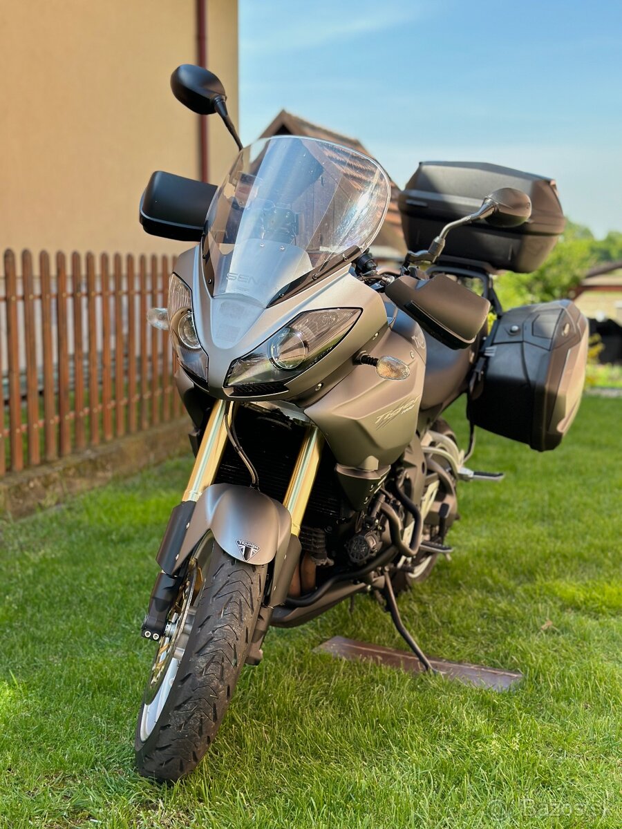 Triumph Tiger 1050 ABS - 2