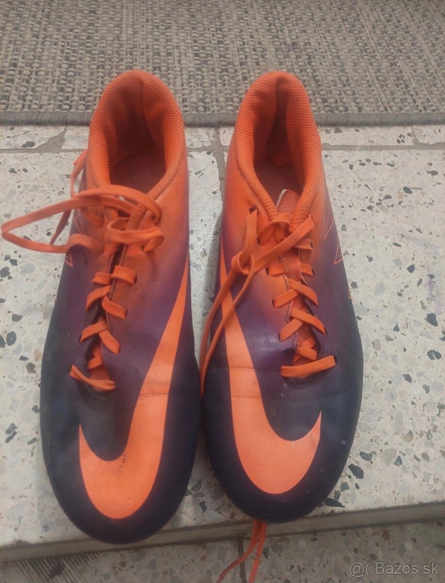 Kopačky nike - 2