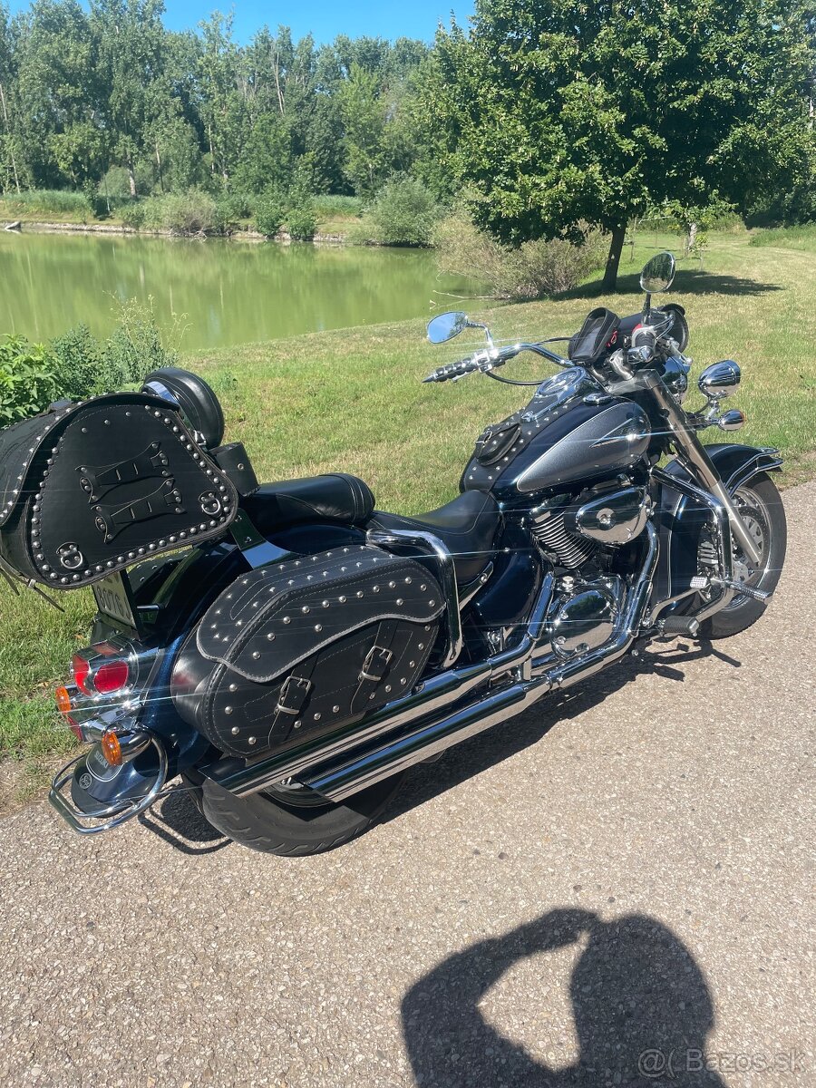 Suzuki intruder VL 800 - 2