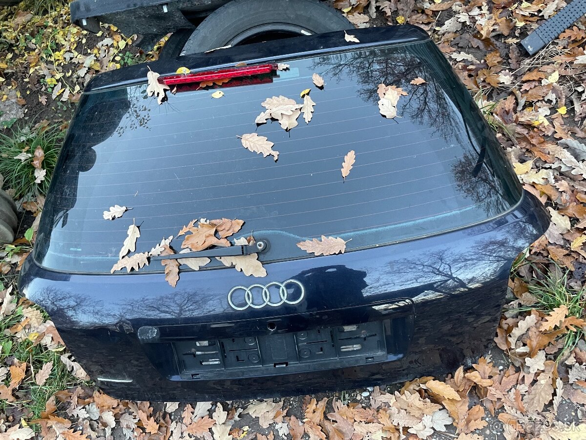 Kufrové dvere Audi a4 b5 - 2