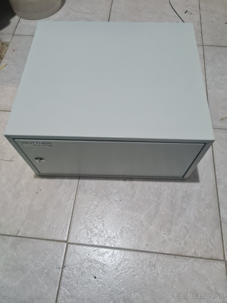 Trezor na peniaze - 2