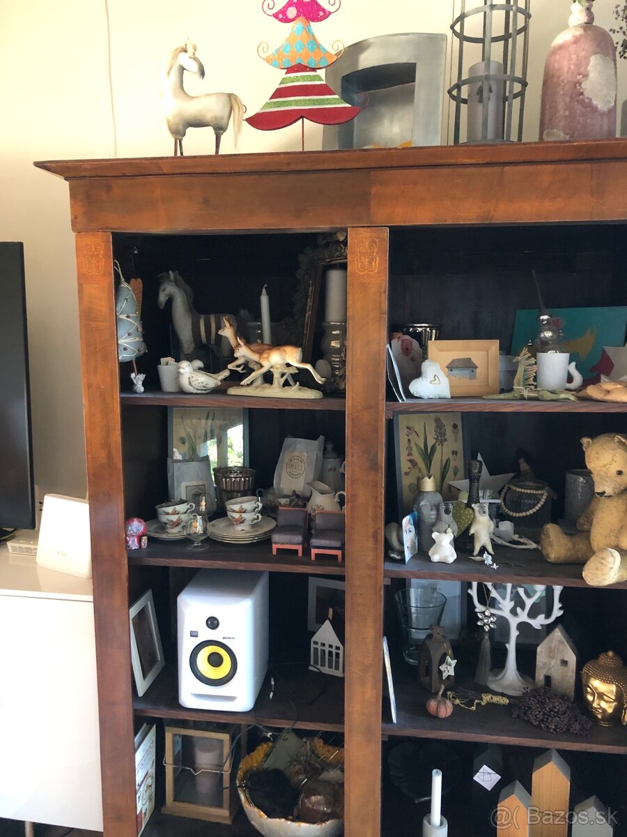 Starožitná knižnica Š203xh57,5xV184cm - 2