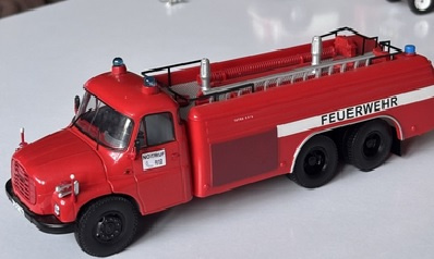 1:43 Tatra T138 Schuco - 2