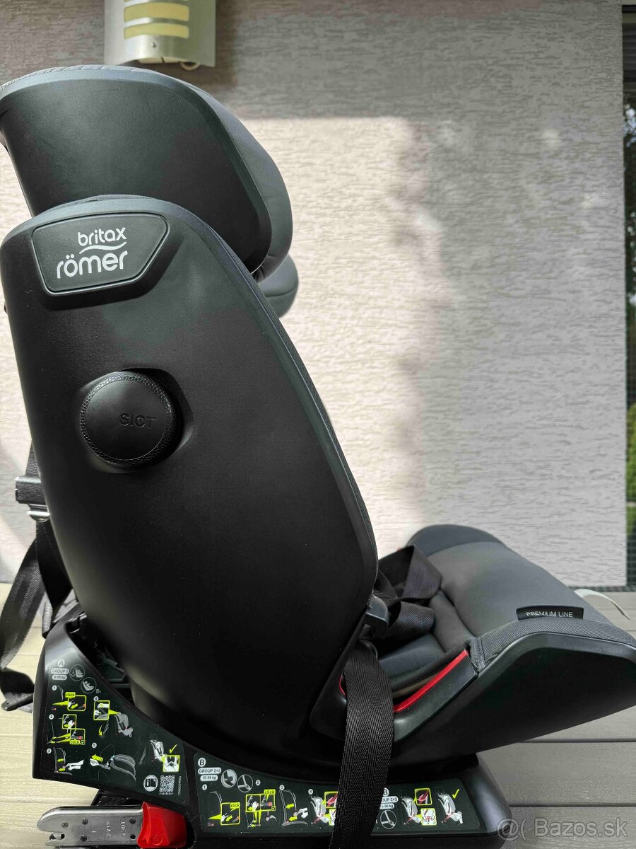 Britax Römer ADVANSAFIX IV R - 2