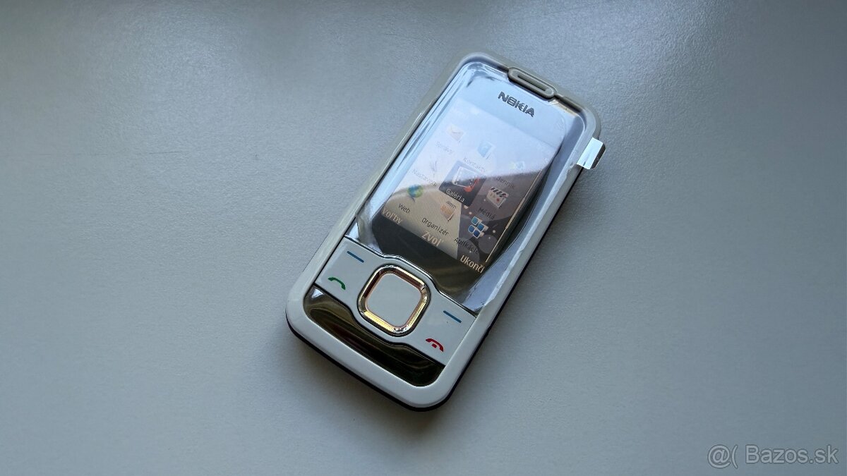 Nokia 7610 Supernova SK - 2