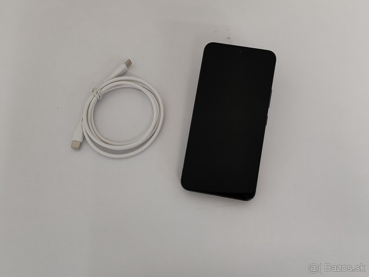 Samsung Galaxy S22 128GB Graphite - 2
