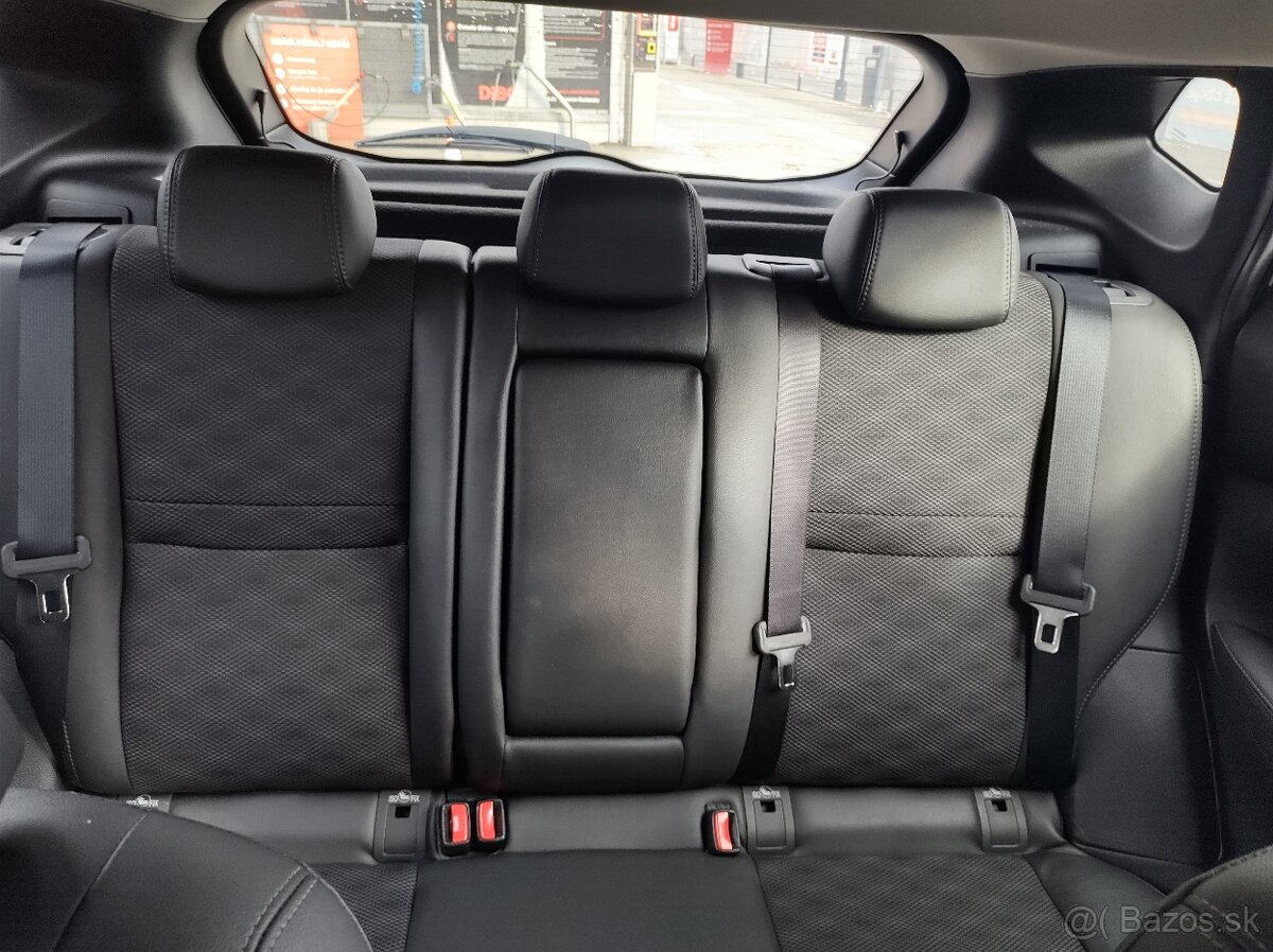 Nissan Qashqai 1,2 DIG-T Tekna+HW+Sunroof - 2