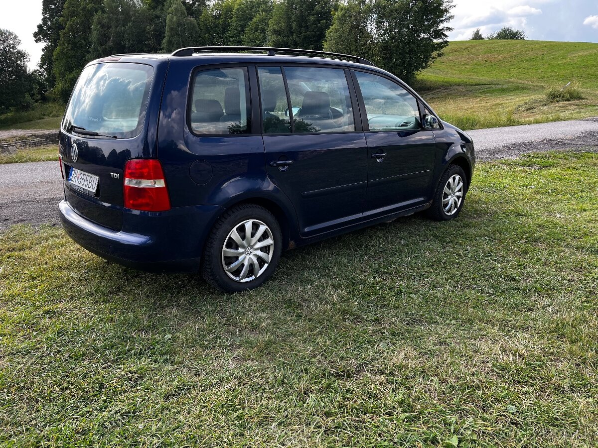 VW touran 1.9Tdi 77kw,6st.manuál - 2
