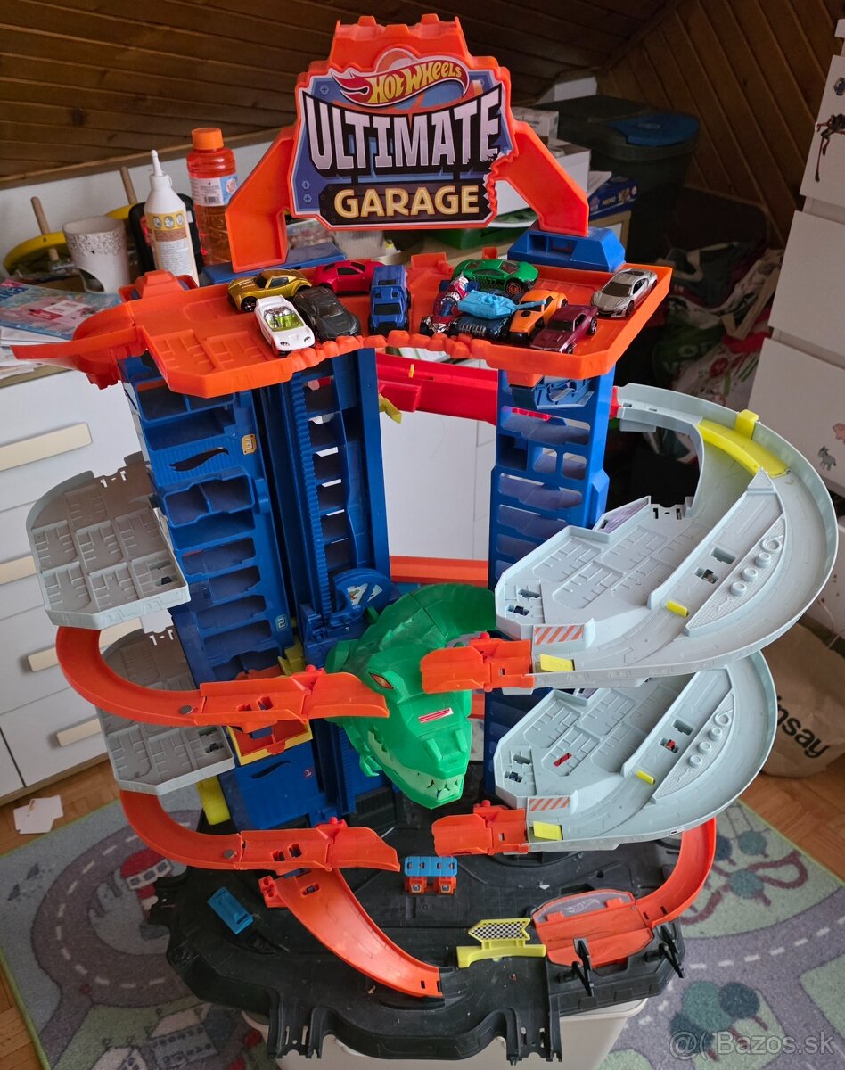 Hot wheels - garaz - 2