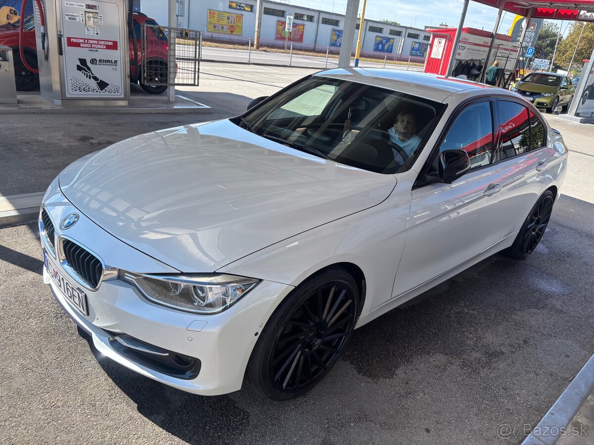 Bmw f30 318d sport - 2