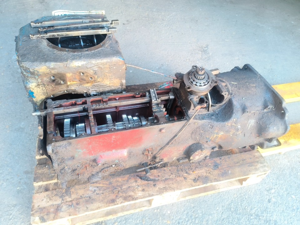 Prevodovka zetor traktor 3011 i 3511 - 2