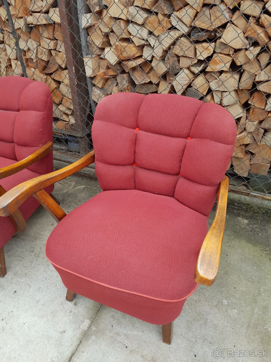 Predám pekné červené kreslá - 2