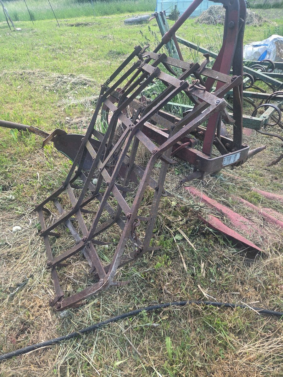 Predám poľnohospodárske stroje - 2