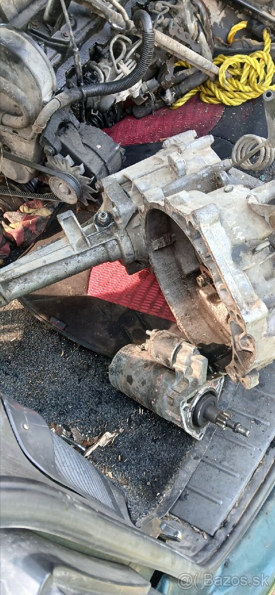 Motor, prevodovka T4, 2,4D - 2