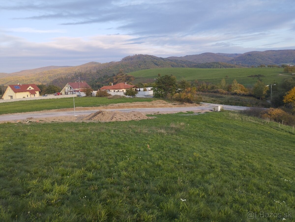 Predám pozemok v obci Breziny. - 2
