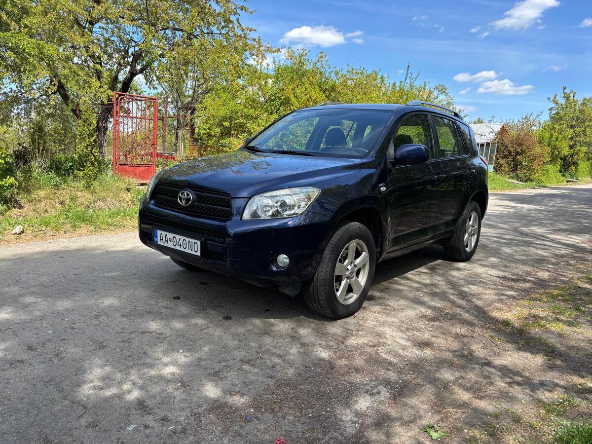 Toyota RAV4 2.2 D-4D - 2