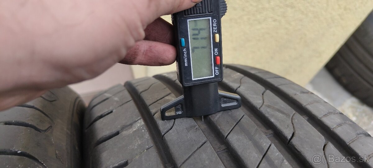 Letné Goodyear Efficientgrip 215/55 R17 94W - 2