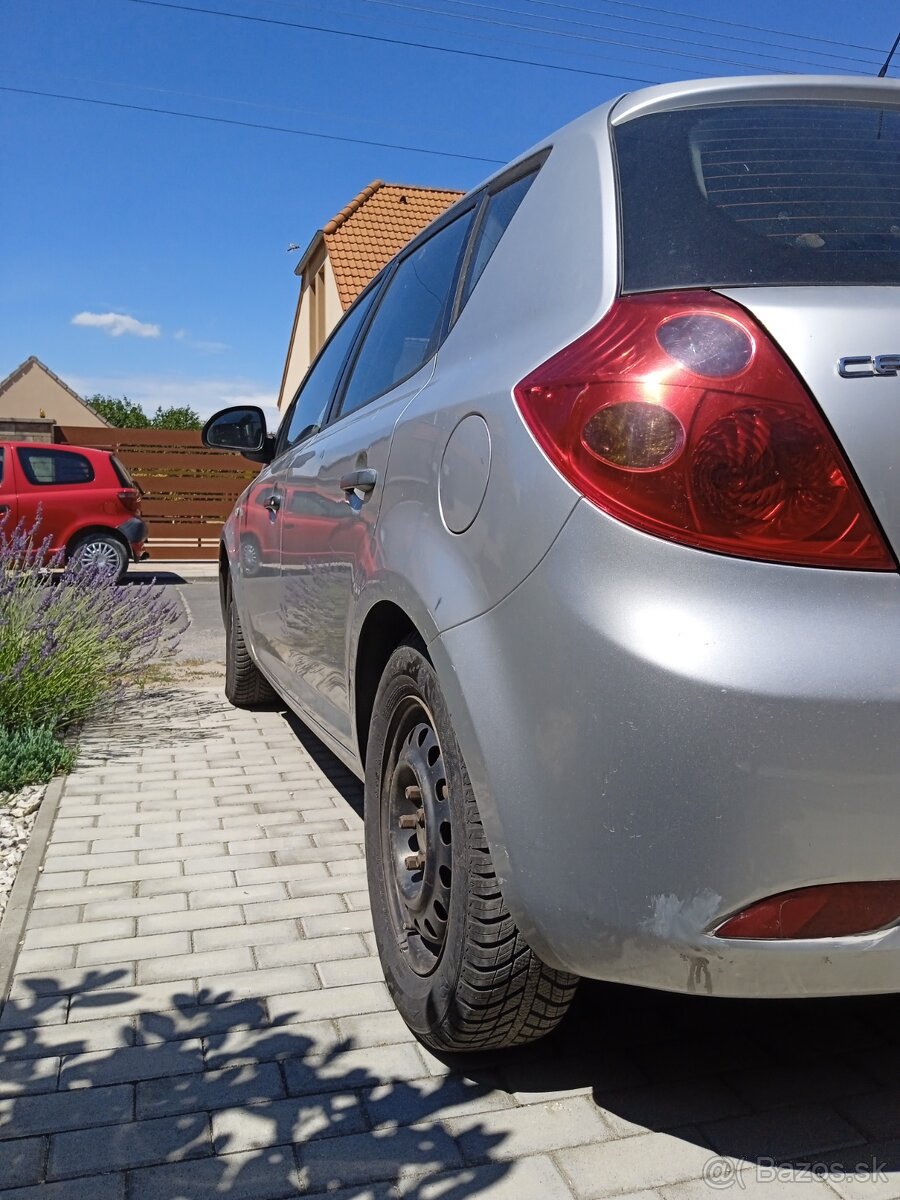 Kia ceed 1.6 CRDi 2007 - 2