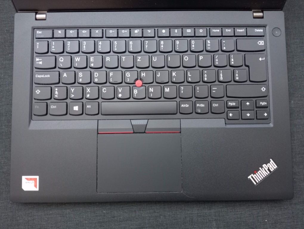 Lenovo thinkpad a475 , 4-jadrový procesor AMD ,16gb ram ,ssd - 2