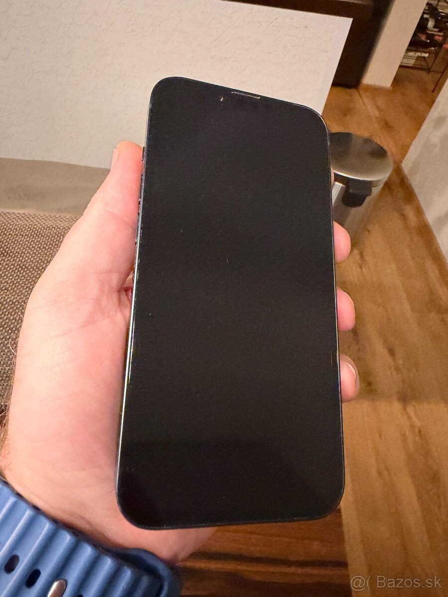 iPhone 14 + iPod mini - 2