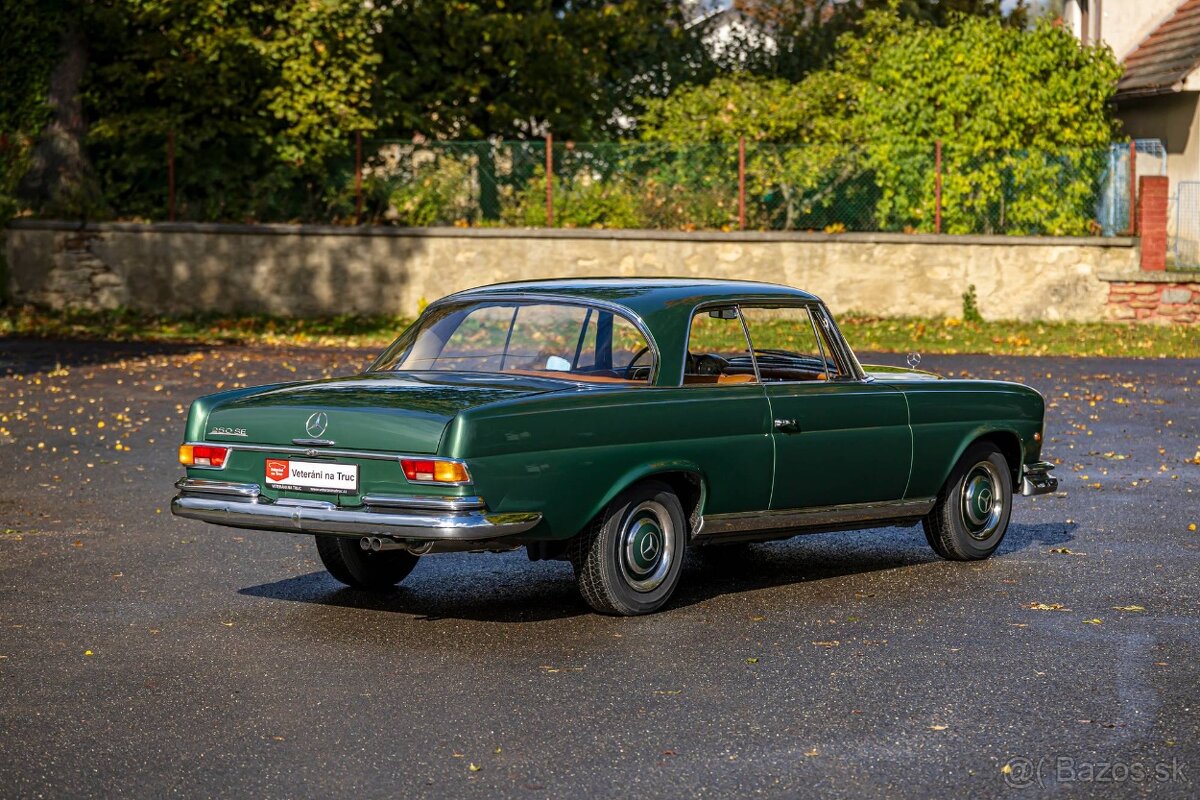 Mercedes-Benz 250SE - 2