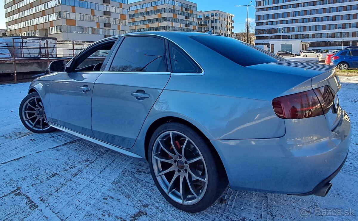 AUDI A4 3.2 V6 S LINE - 2