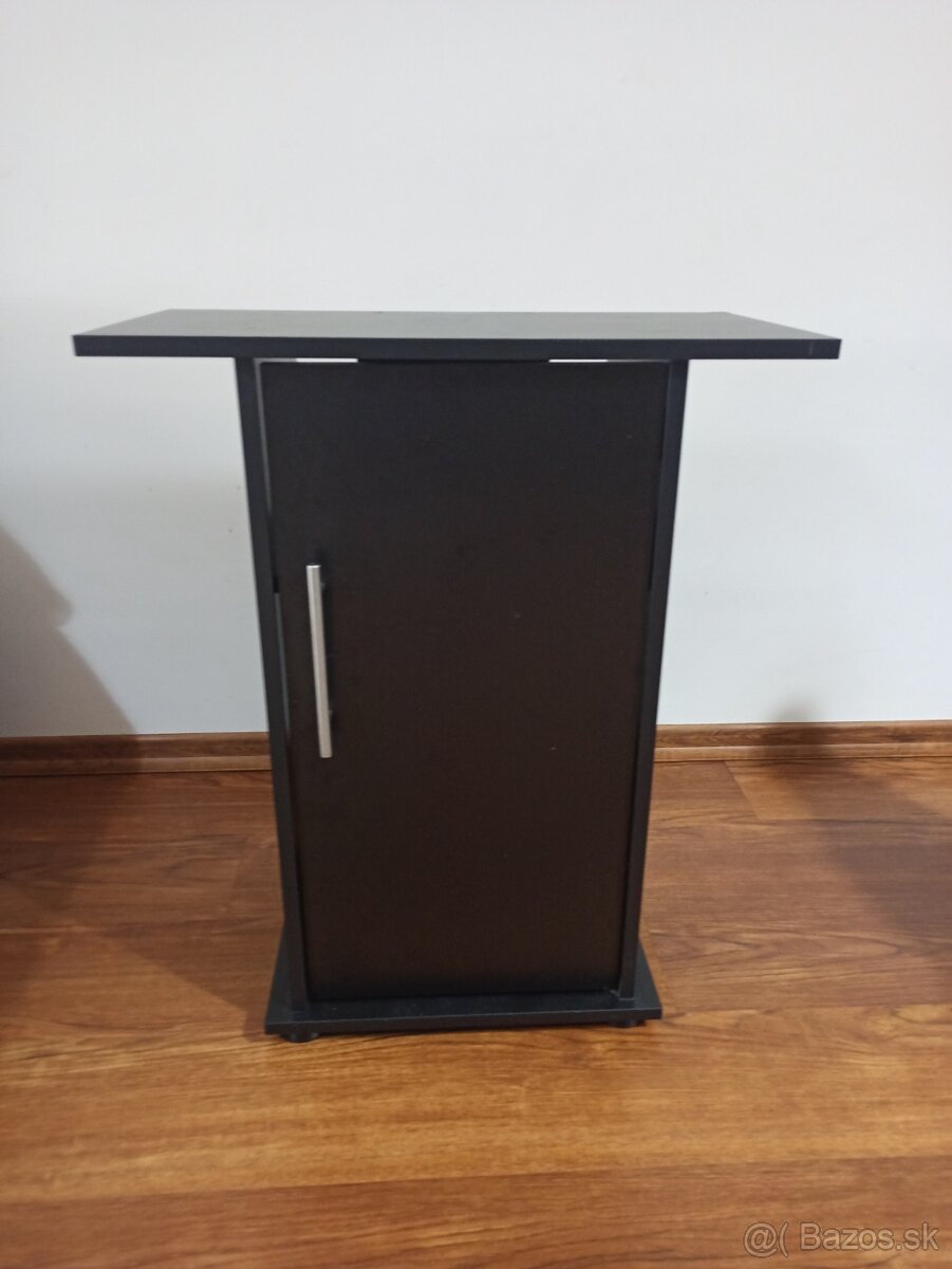 Skrinka pod akvarium - 2