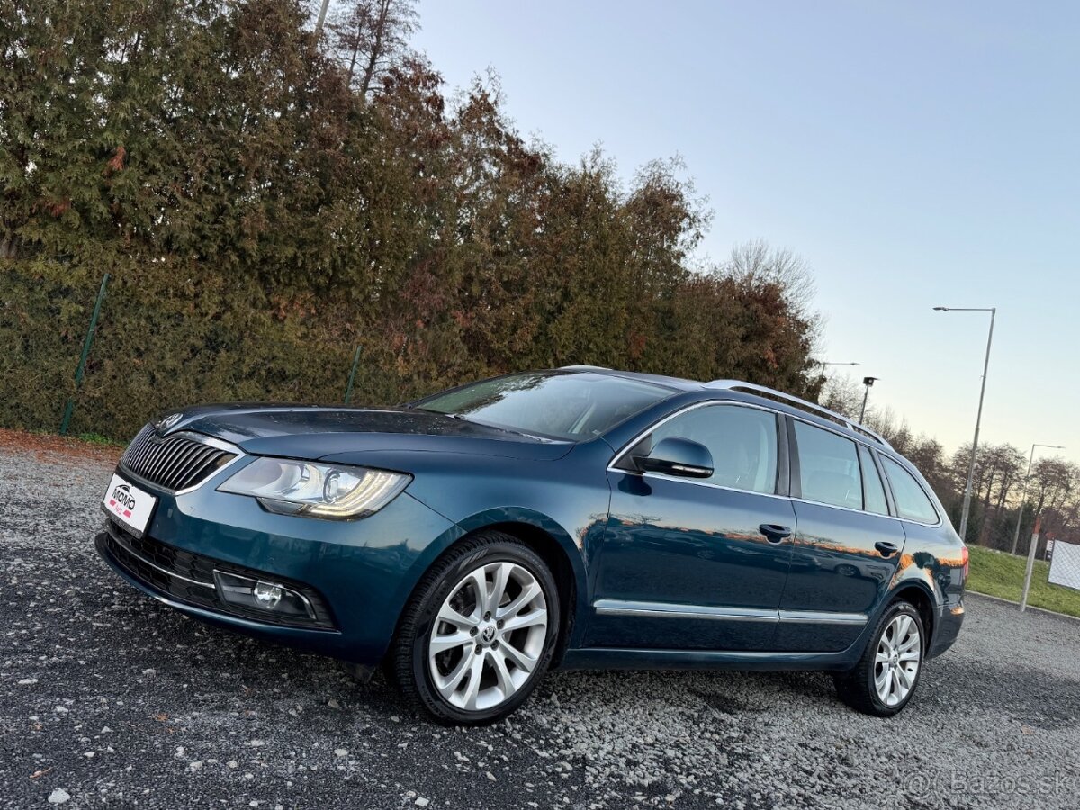 Škoda Superb Combi 1.8 TSI Elegance - 2