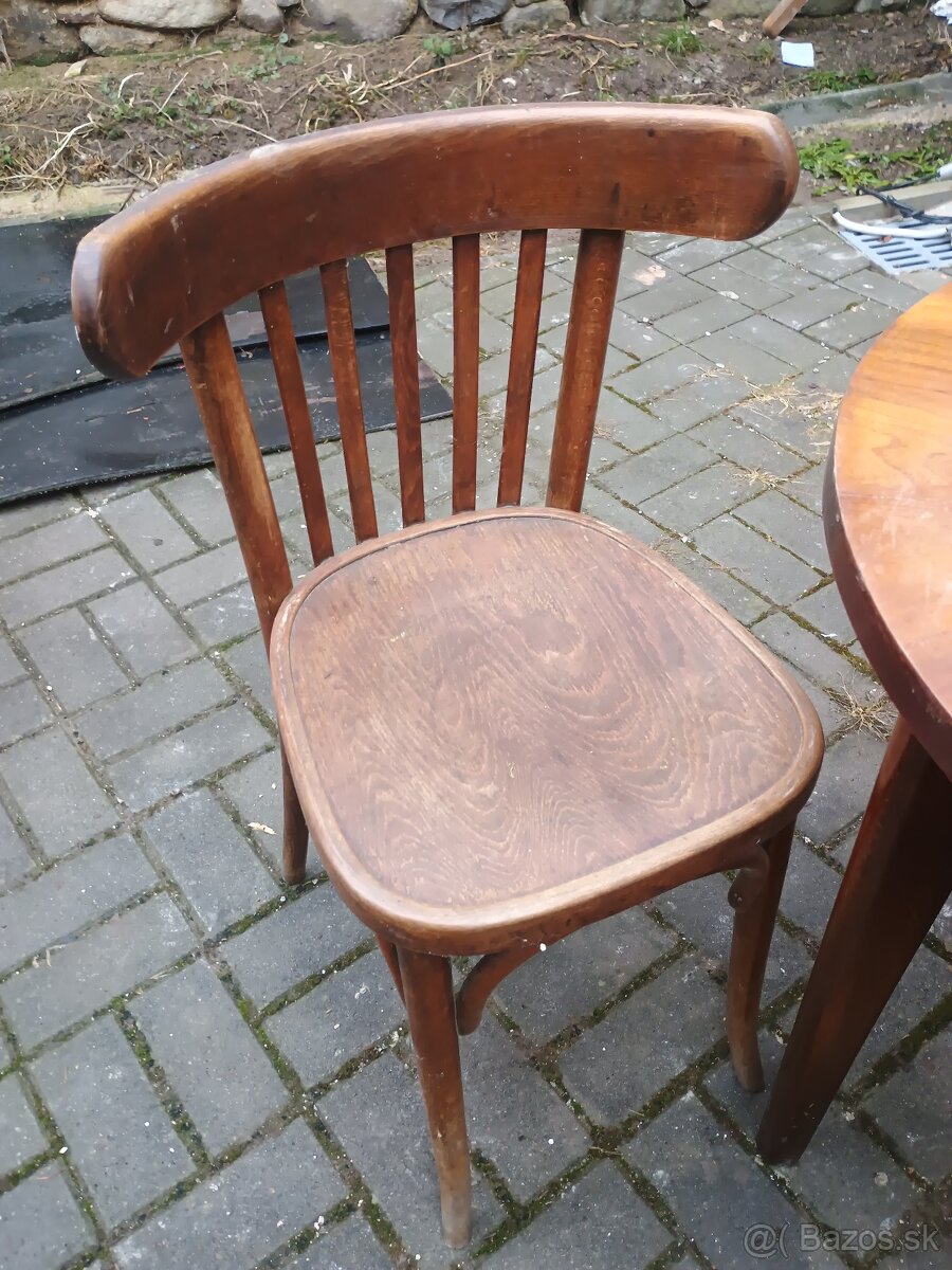 Starožitný nábytok - Masív - 2