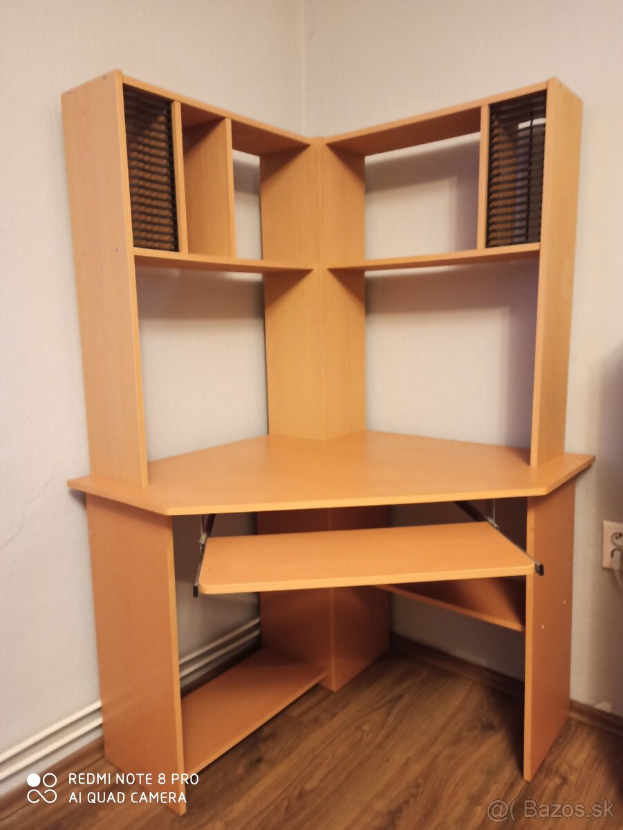 PC stolík s nástavcom - 2