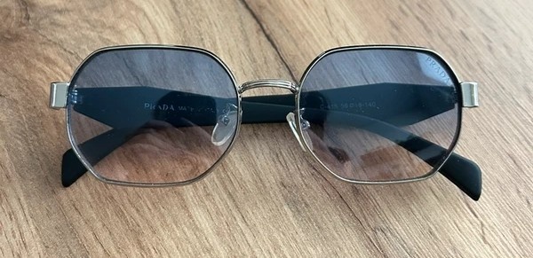 Prada slnečné okuliare - 2