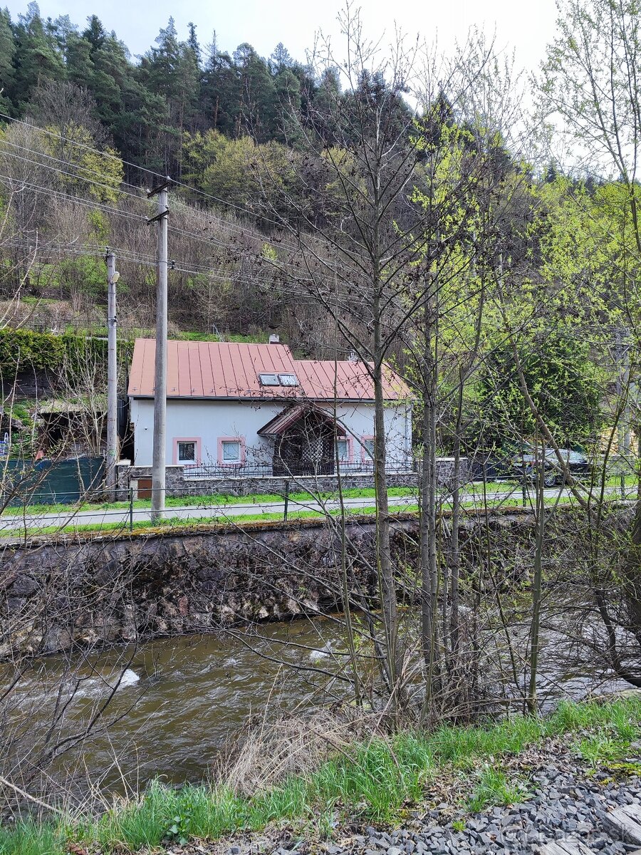 Predaj domu v obci Hronec. - 2