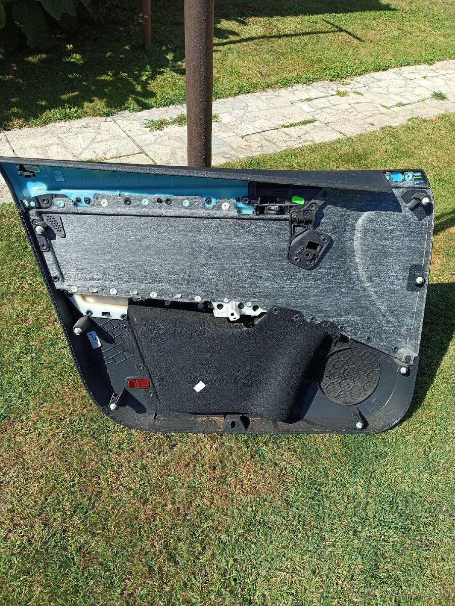 Výplň čalúnenie dverí Octavia 3 - 2