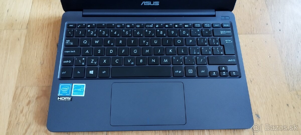 Predám notebook Asus Vivobook E203MA - 2