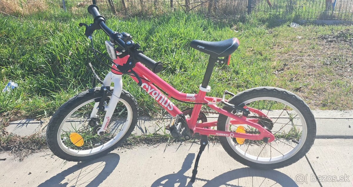 Cygnus Super Light 16´ - 2