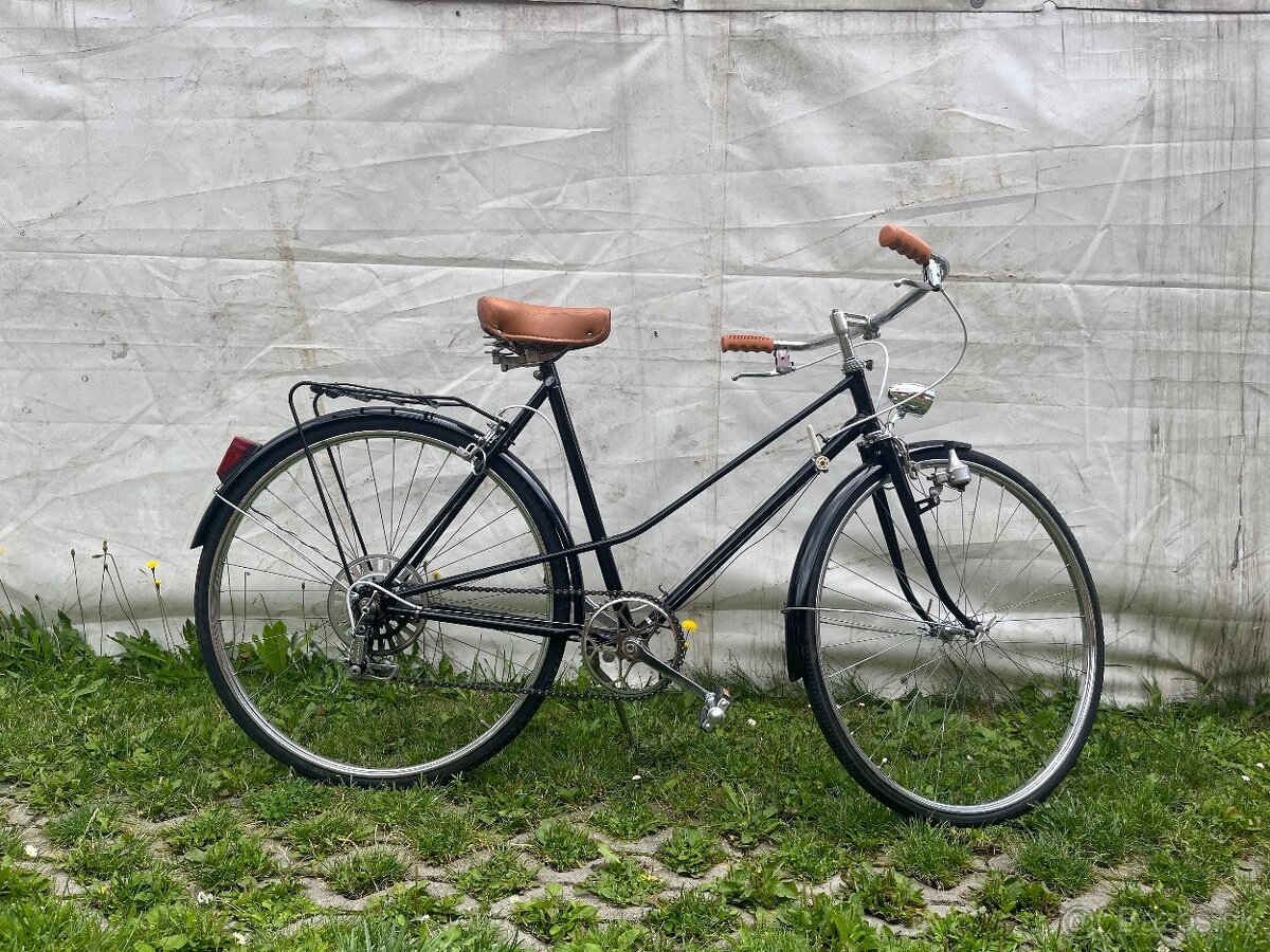 Predám čierny retro bicykel - 2