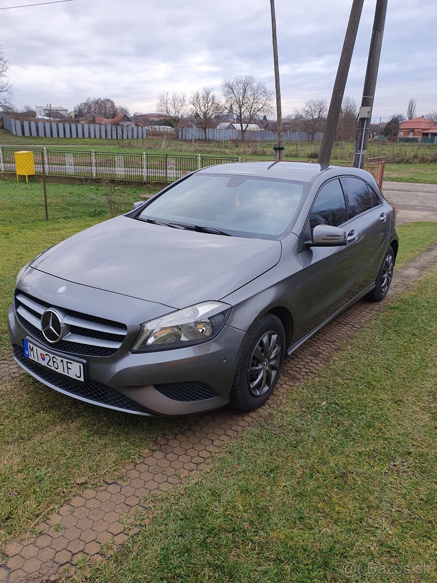 Mercedes-Benz A180 - 2