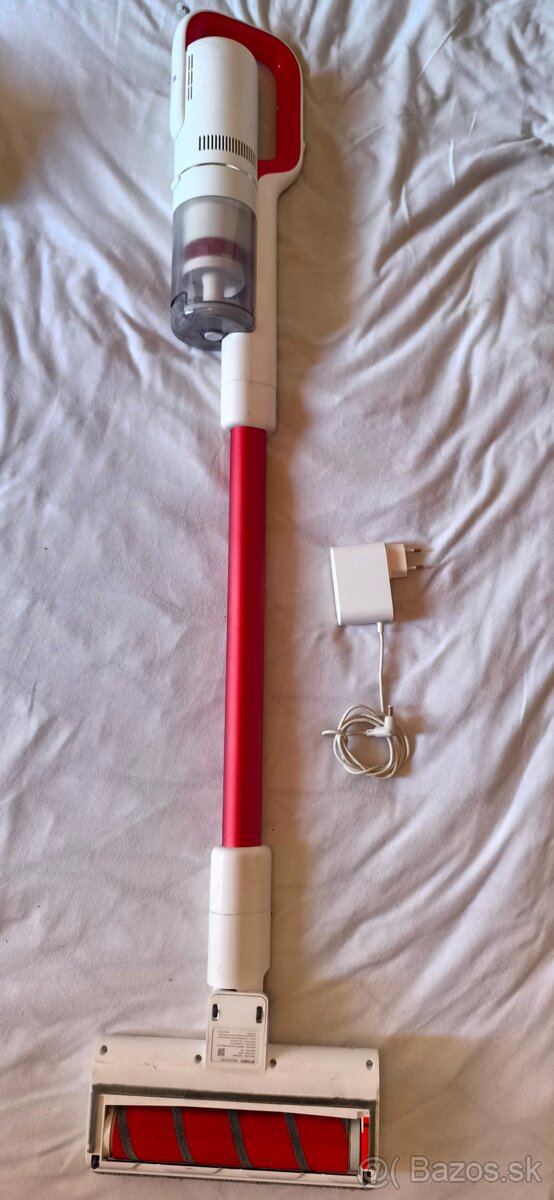 Predám batériový tyčový vysávač Roidmi - 2