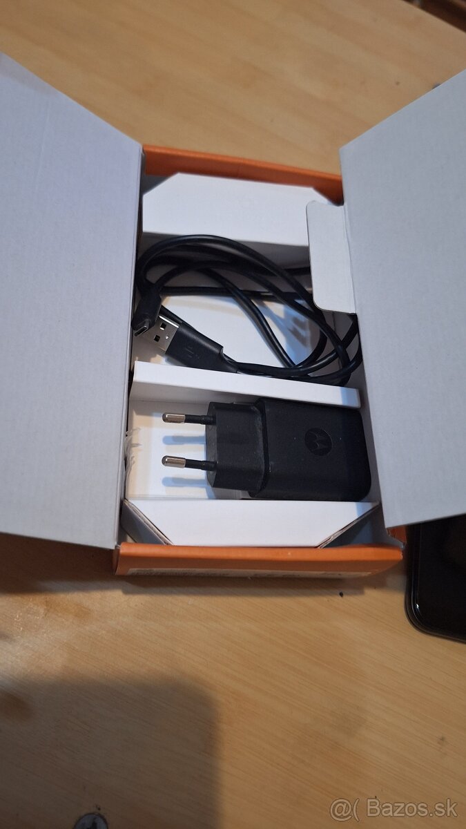 Motorola moto E6 plus 4/46GB - 2