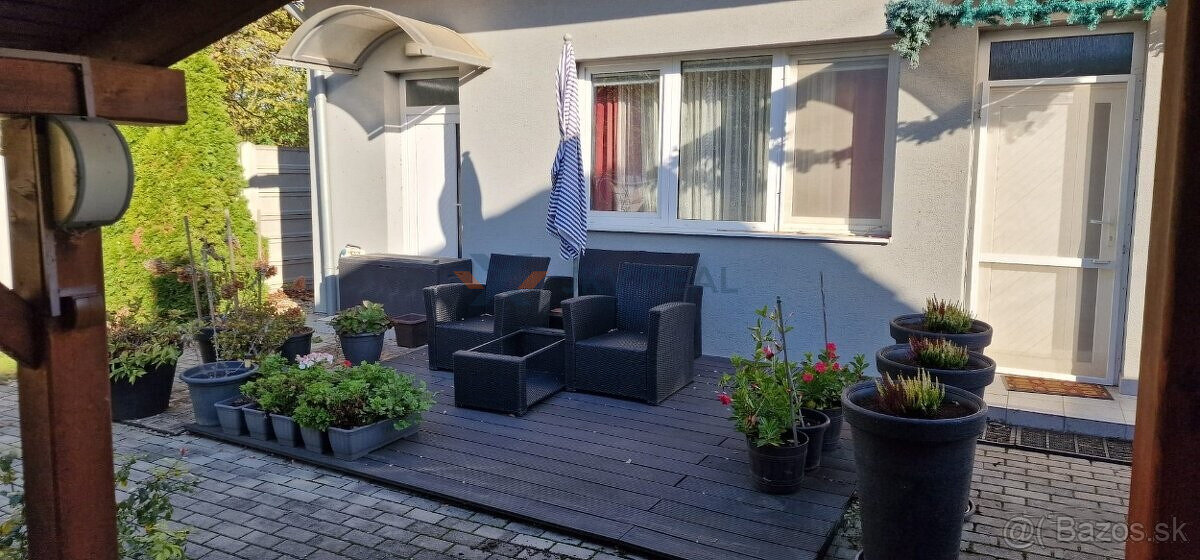 Na predaj poschodový rodinný dom s krásnou záhradkou - 2