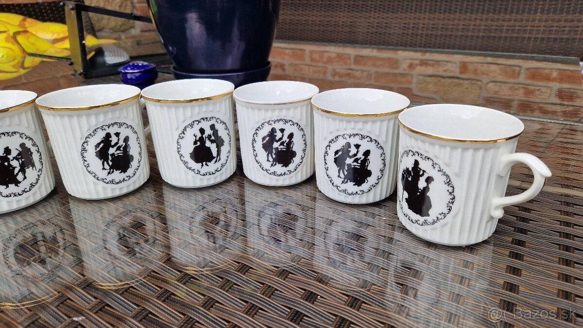 Súprava šálok zn. Czechoslovakia, možný predaj aj samostatn - 2